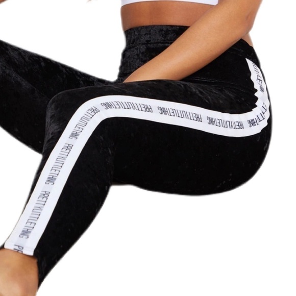 PrettyLittleThing Other - Pretty Little Thing Pajama Bottoms Velvet Size 2